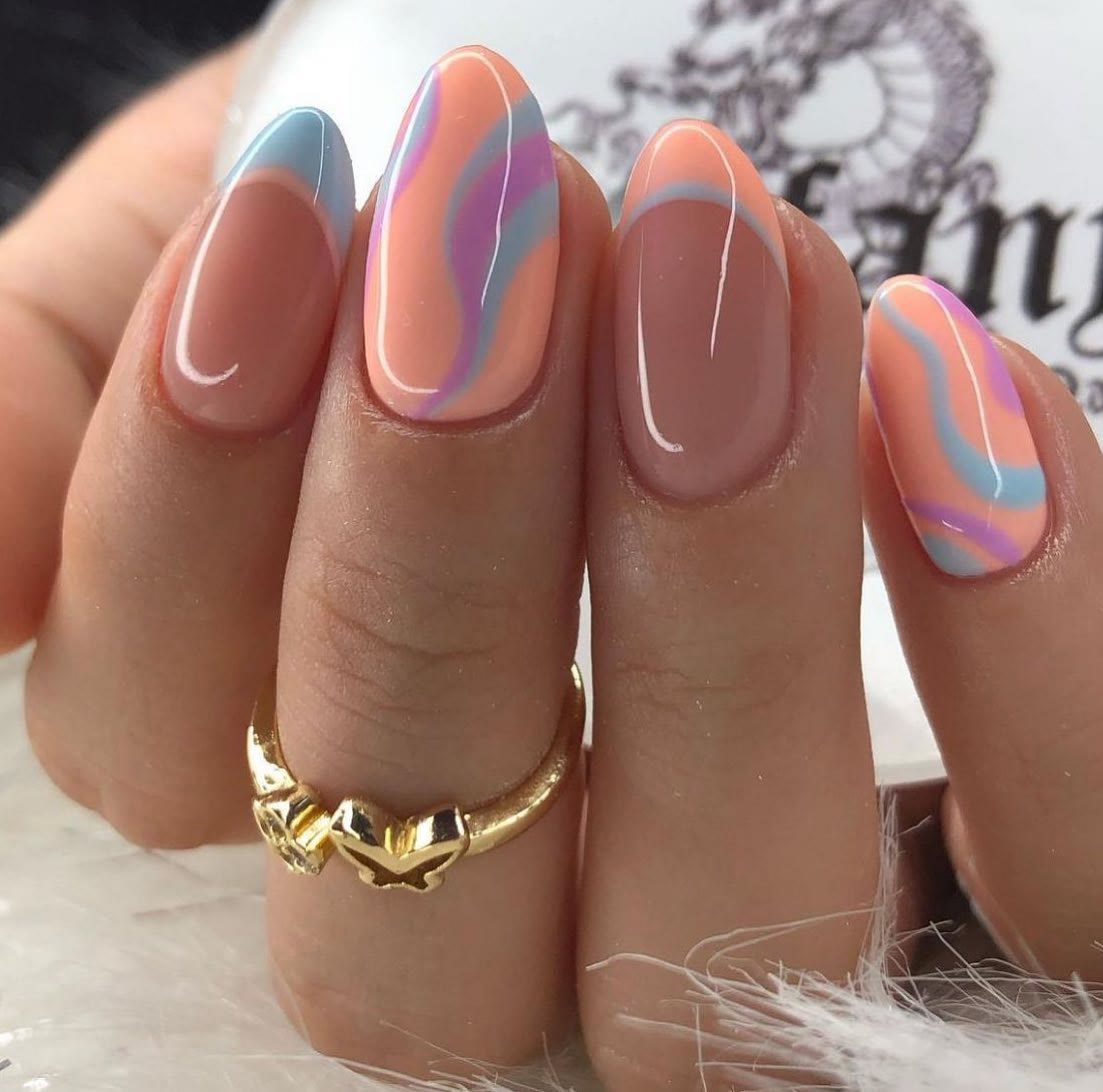Holographic pink chrome nails